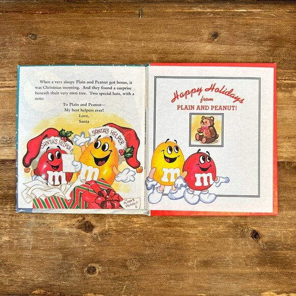 The Missing Christmas Present Plain and Peanut M&M's Children’s Book - Picture 7 of 8